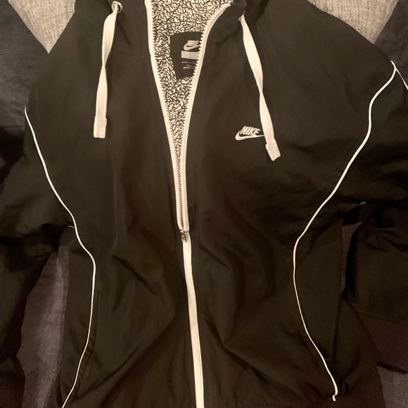 Nike Track Performance Jacket New Blk Size Med. - Picture 3 of 12